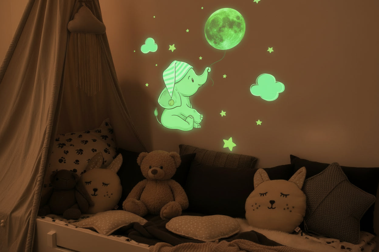 Autocollant Mural Lumineux Éléphant & Lune – Veilleuse Douce pour Chambre Bébé