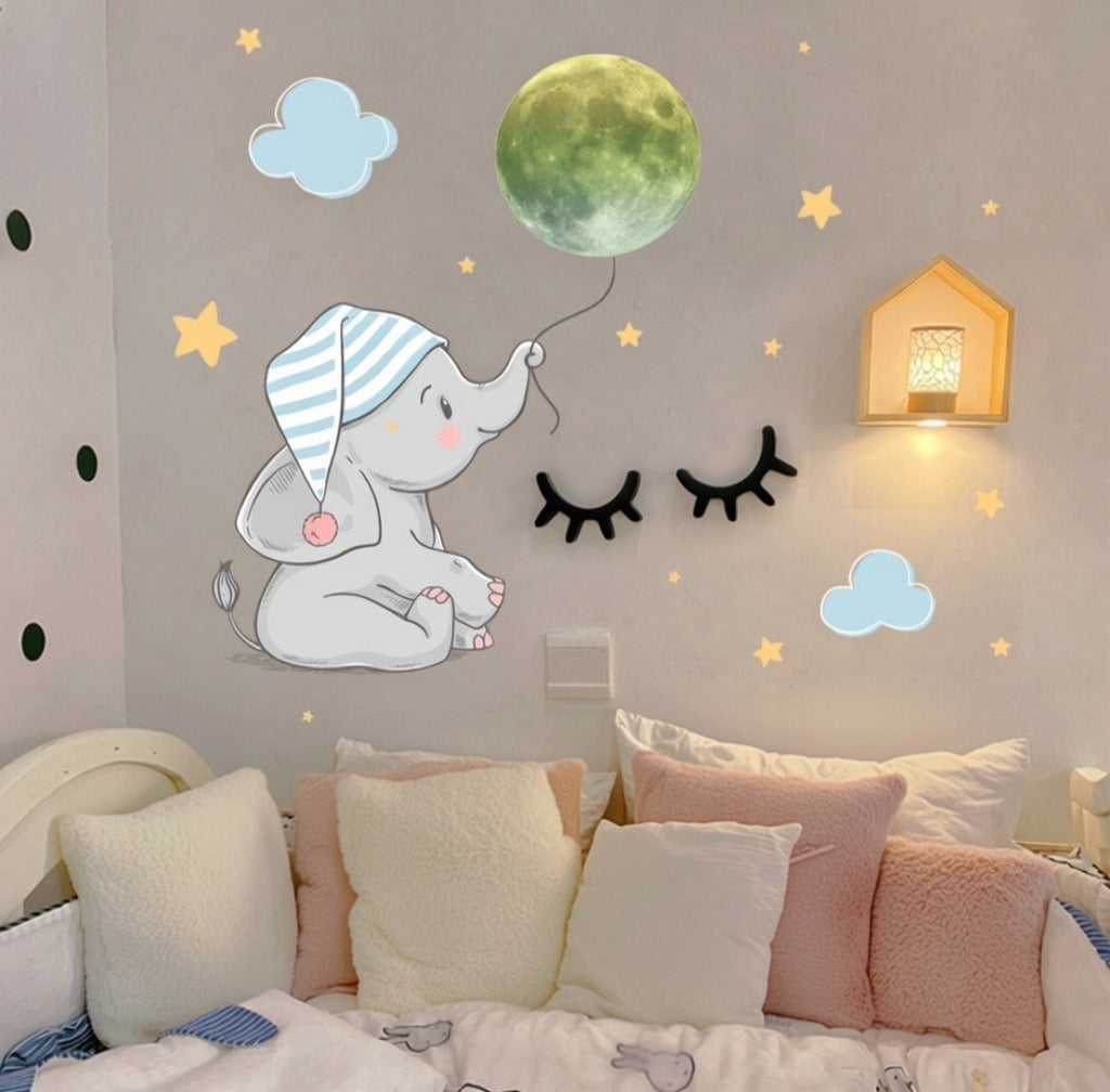Autocollant Mural Lumineux Éléphant & Lune – Veilleuse Douce pour Chambre Bébé