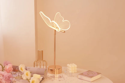 Lampe LED Papillon Dorée Acrylique – Art Déco Élégant