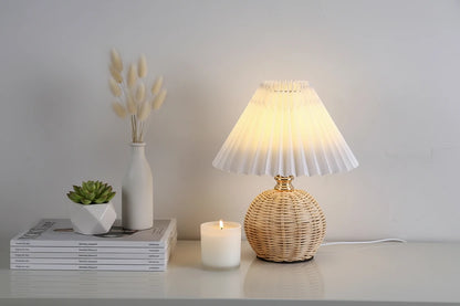 Lampe LED Tissu Plissé Rotin – Style Rétro USB