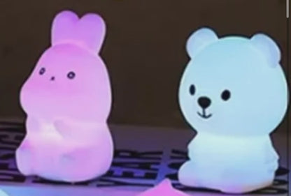 Veilleuse Lapin & Ourson LED — Duo de compagnons lumineux apaisants